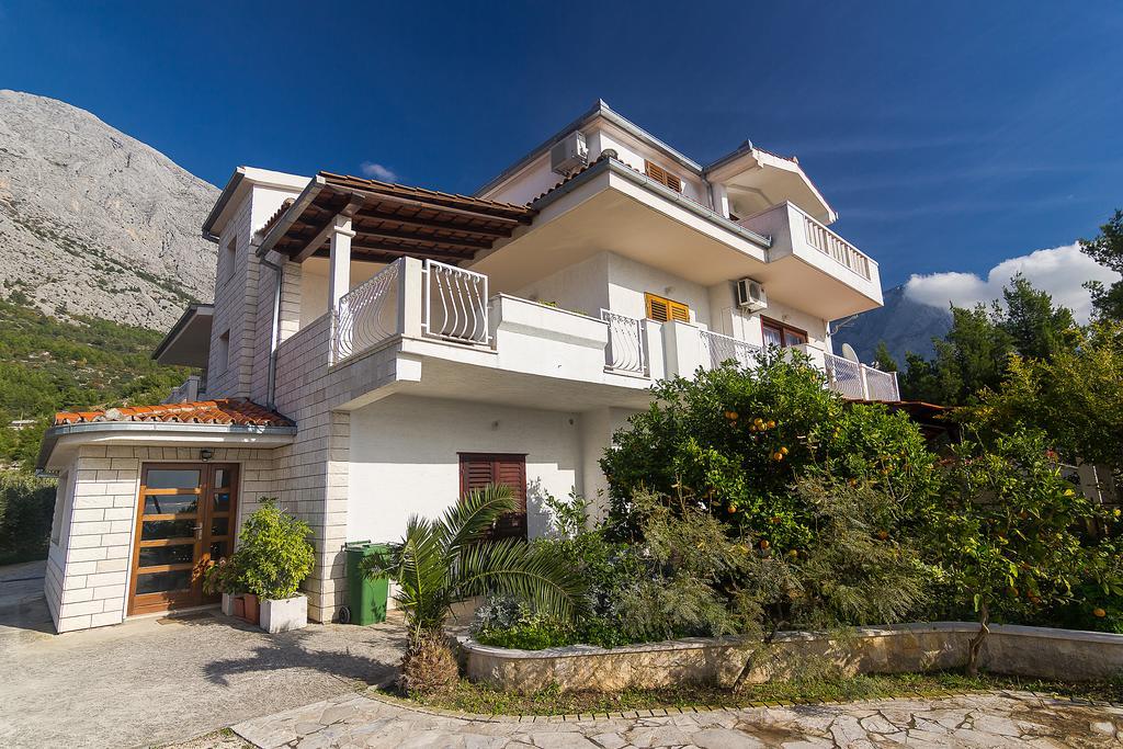 Apartments Ana Башка-Вода Екстер'єр фото